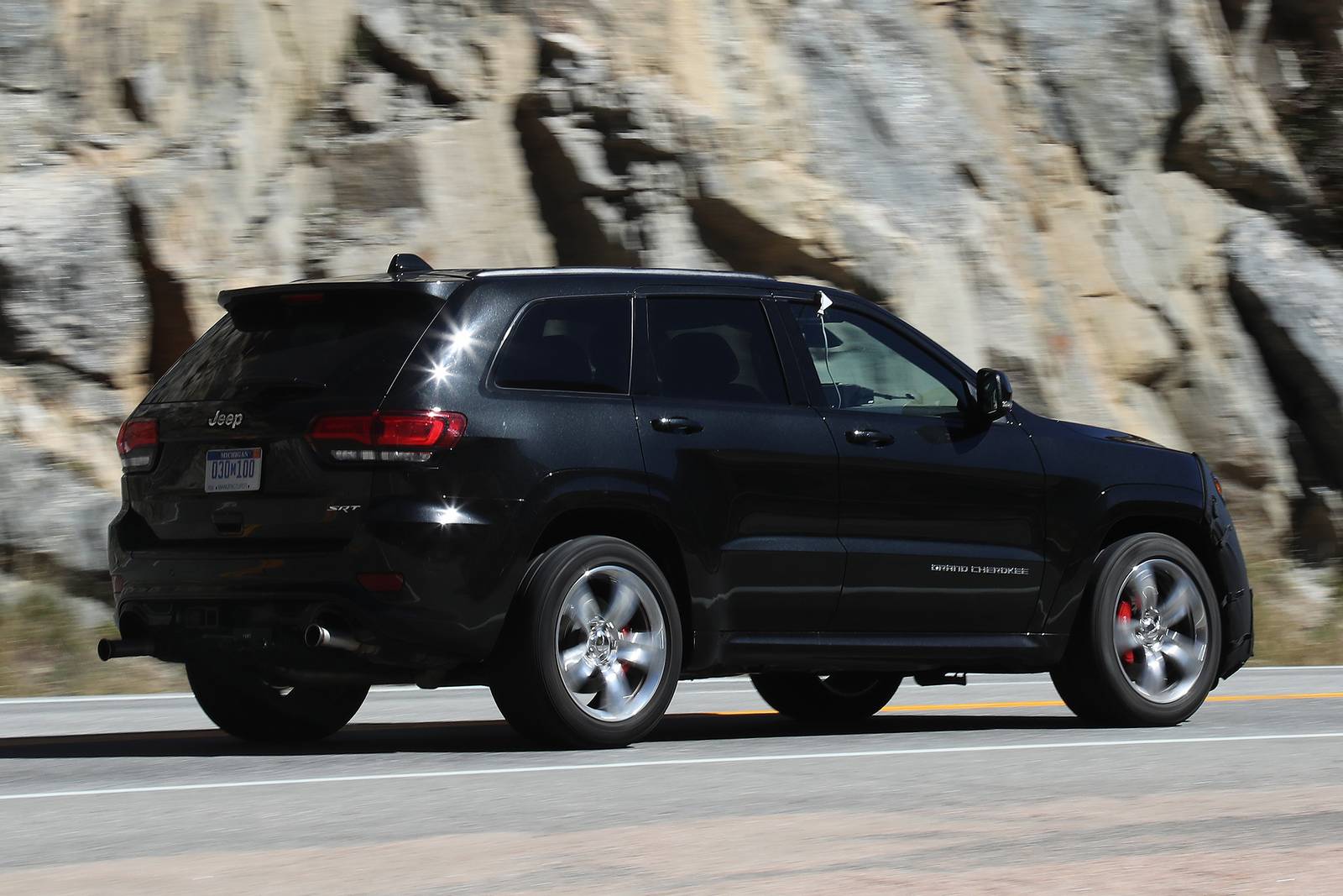 2018 Jeep Grand Cherokee SRT - последние шпионские снимки